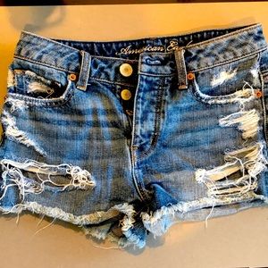 American Eagle button fly